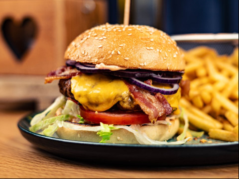 Veggie Burger A, C, 2, G, J - Wild West Gasthaus