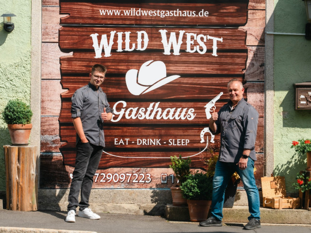 Wild West Gasthaus - CSALÁDI RENDEZVÉNYEK